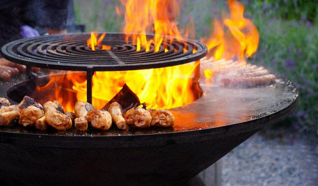 grilltonne mit feuerplatte