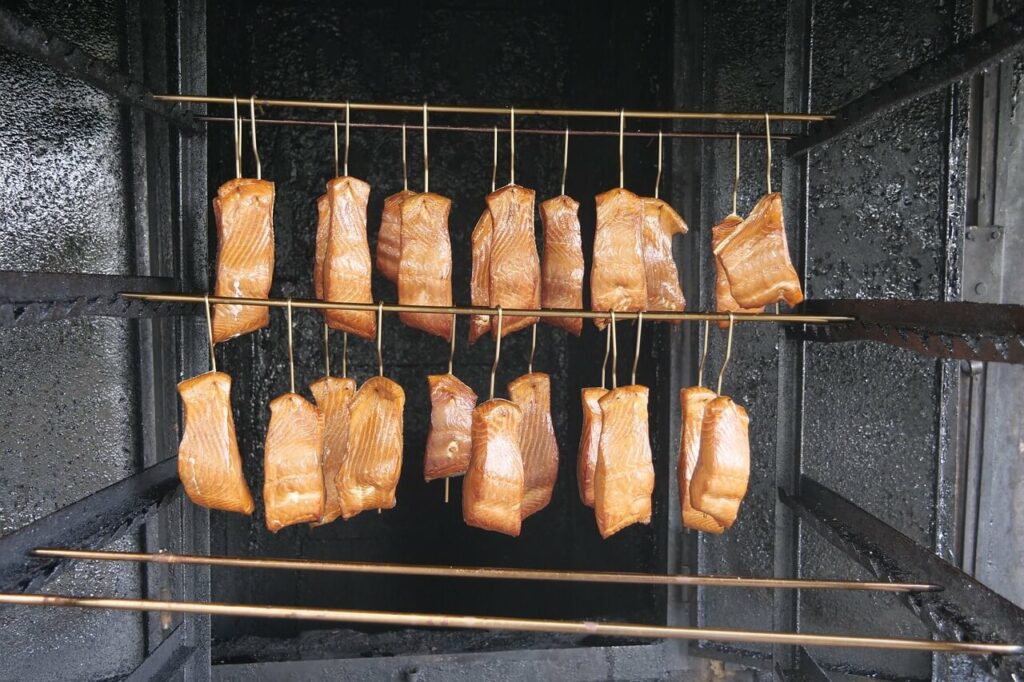 fisch räuchern schrank